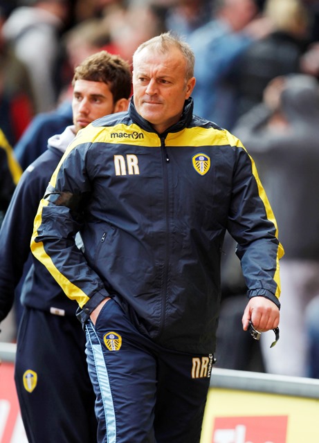 Redfearn to stick to the passing game at Bournemouth